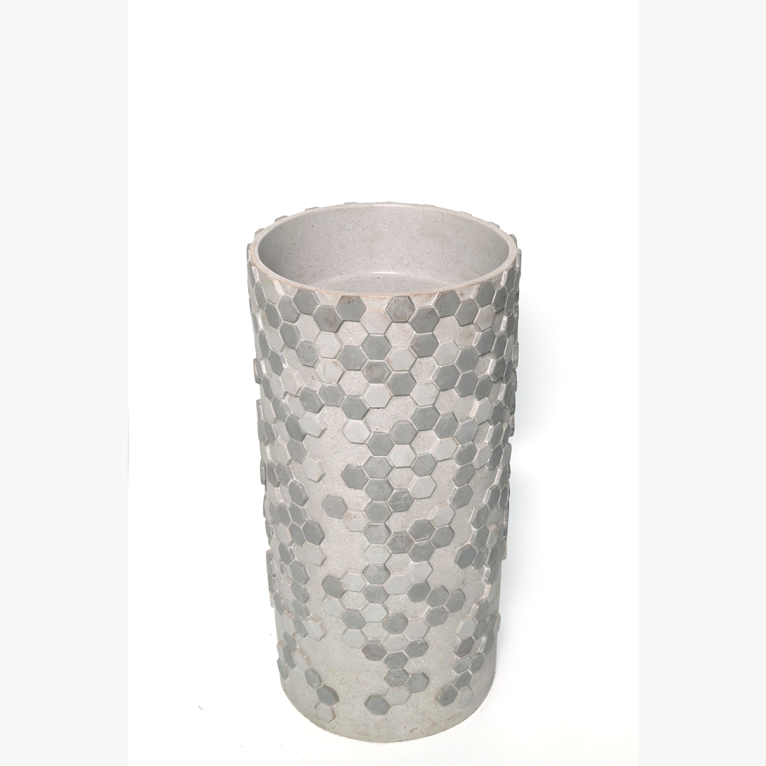 Sculpted standalone basin for luxury washroom spaces